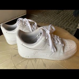 Air Force 1 size 8.5
